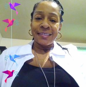 Meet your Posher, Leslie